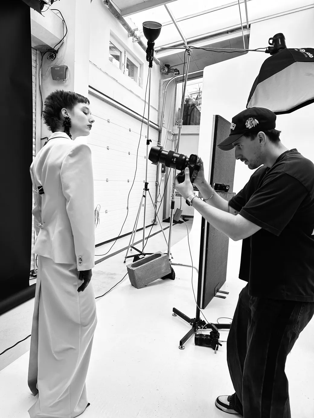Thomas Habr shooting an editorial in the studio