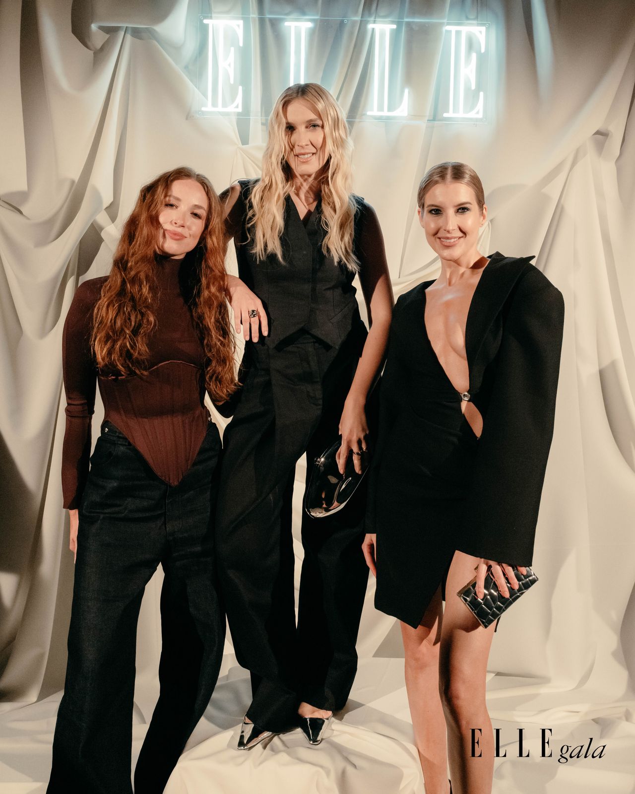 ELLE Gala Czech Republic official event photography three women in black formal wear — Thomas Habr press photographer